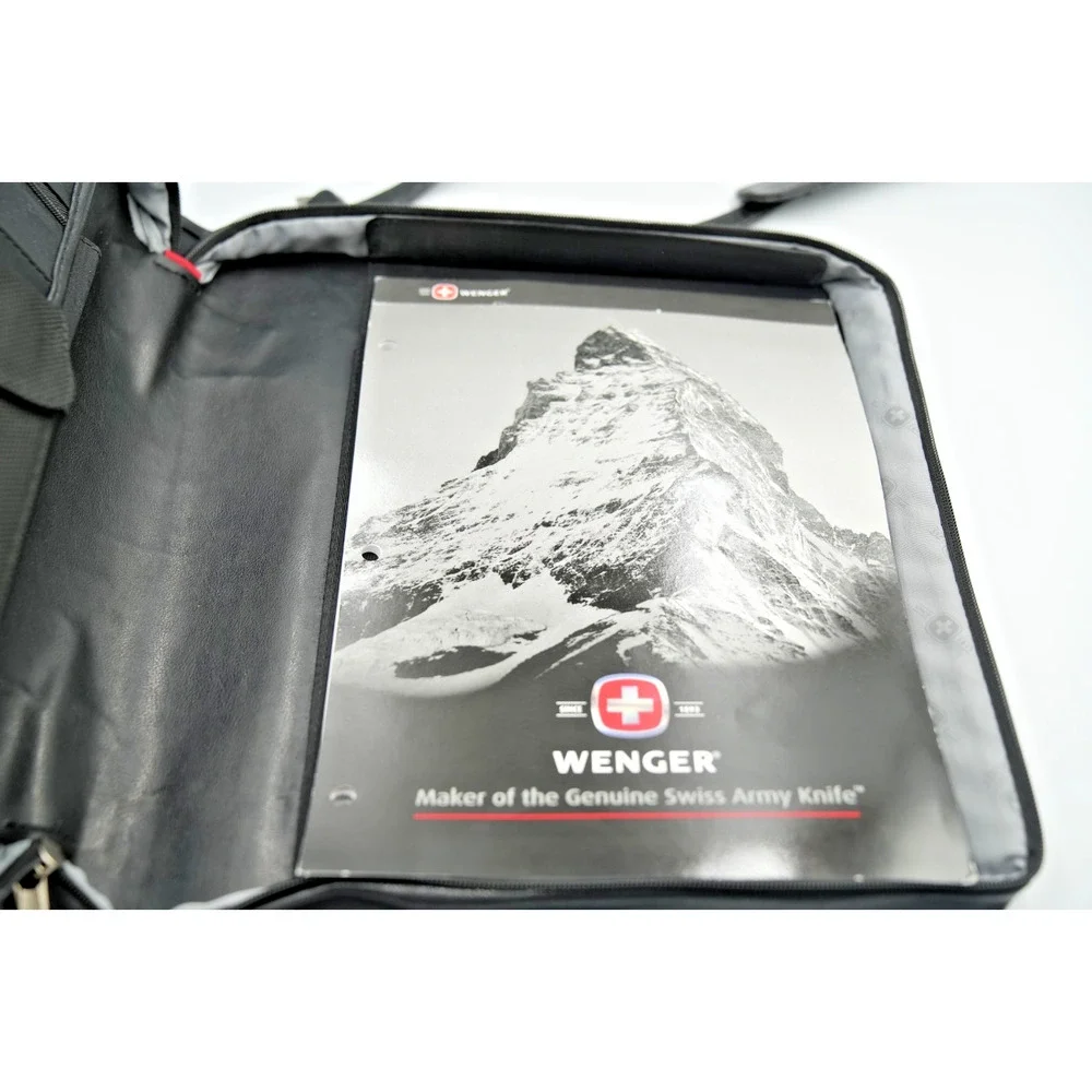 Wenger Black Slim Laptop Briefcase / Work Bag‎ Gently Used